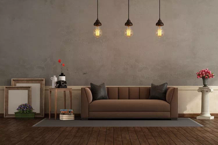 Canapé chocolat dans un salon marron au décor sobre