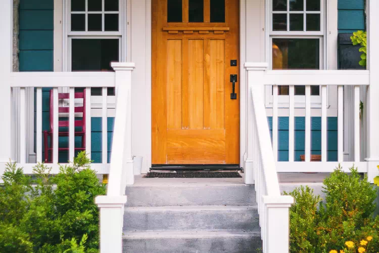 Porte d'entrée d'une maison