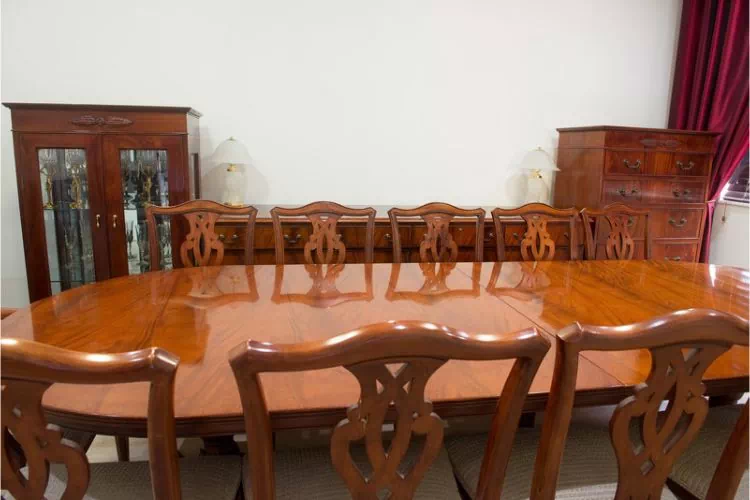 Salle à manger Louis-Philippe